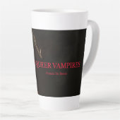 "L'avènement des vampires Queer" Latte Mug (Angle droit)
