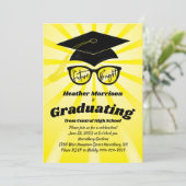 L'avenir est brillant Graduation Party Invitation (Debout devant)