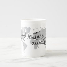 L'aventure attend la tasse de carte