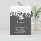 L'aventure commence la carte de réception Mountain (Debout devant)