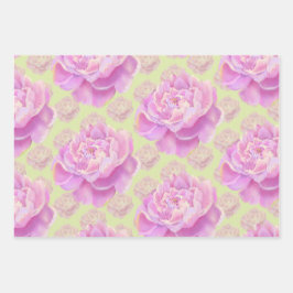 Lavish Peony over bleek groen Inpakpapier Vel