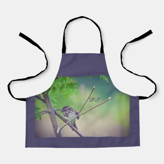 LavishlyOn Spring Bird Natuur Hues Schort (Voorkant)