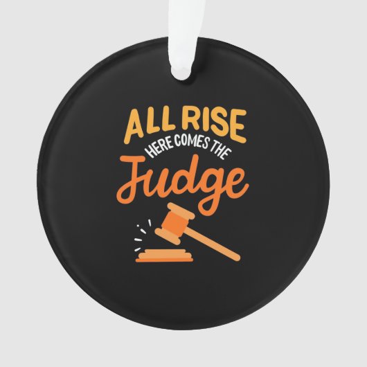 L'Avocat Monte Ici Le Juge (devant)