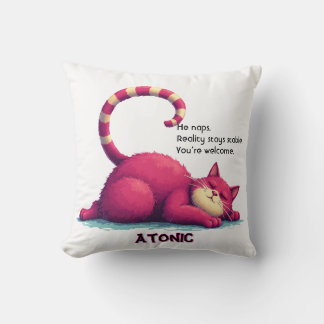 Lazy Cat Throw Pillow – Atonic: I Nap. You Exist Kussen