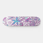 Lazy Floral Pattern on White Skateboard (Horizontaal)
