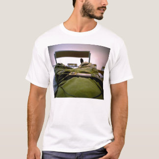 Lazy in het shirt van het leger