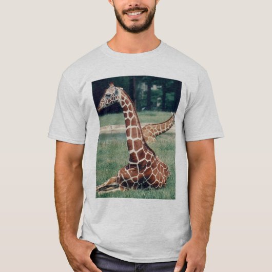 LazyDay Giraffe - as T-shirt (Voorkant)