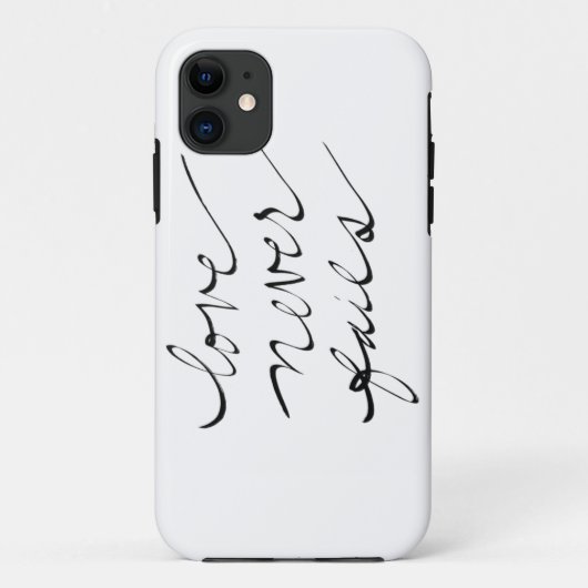 Le "amour n'échoue jamais" le coque iphone (Dos)