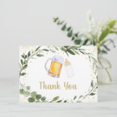 Le bébé brasse du Merci vert de la bière (Debout devant)