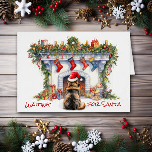 Le berger allemand attend la cheminée de Noël Père