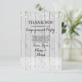 Le bois de cartes de Merci allume la dentelle (Debout devant)