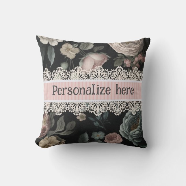 Le Boudoir  Lace en Fabric Kussen (Voorkant)