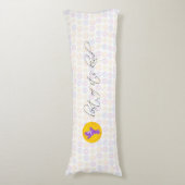 Le bout de lui est coussin aimable de corps (devant Vertical)