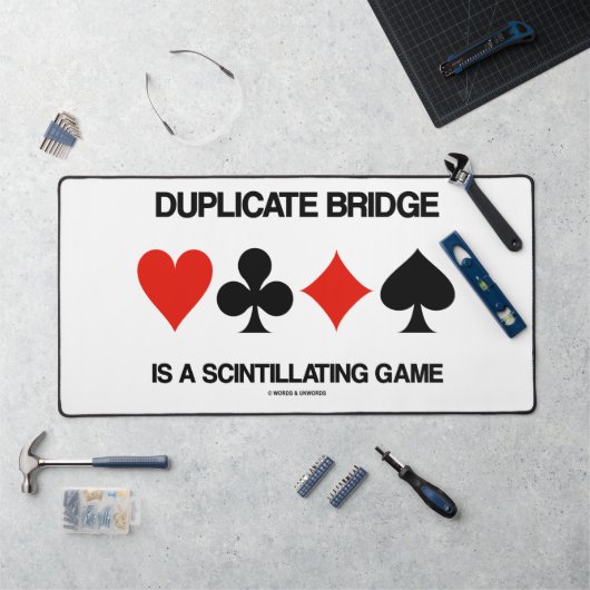 Le bridge en duplicate est un jeu scintillant humo (Poste de travail)