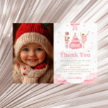 Le Carte de remerciements photo hivernal de Nutcra<br><div class="desc">Envoyez un grand merci à notre Carte de remerciements photo "The Nutcracker Winter". Dotée d'élégants motifs Nutcracker, d'accents hivernaux et d'un espace pour une photo personnalisée, cette carte est parfaite pour exprimer sa gratitude après une fête magique ou un anniversaire. Idéal pour ajouter une touche personnelle et festive, il capture...</div>