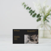 Le carte de visite final du DJ (Debout devant)