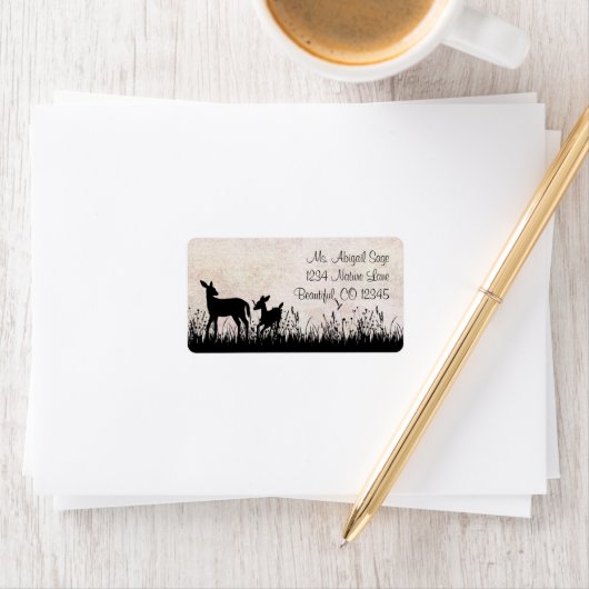 Le cerf dans le Étiquette de adresse de prairie (En situation)