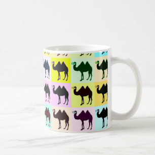 Le chameau Bactrian va tasse de bruit