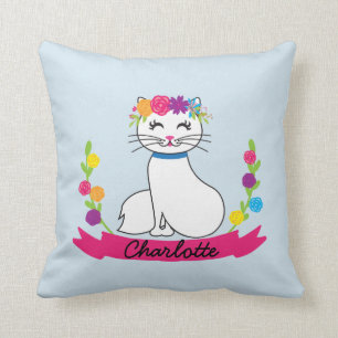 le chat mignon a personnalisé le coussin nommé