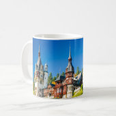Le château de Mug Peles Sinaia (Devant gauche)