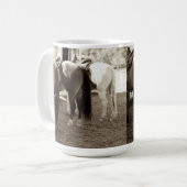 Le cheval aboute la tasse de café (Devant gauche)