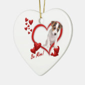Le chiot de Jack Russell soit ornement de jour de (Gauche)