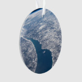 Le Cratère Manicouagan Et Le Saint-Laurent (devant)