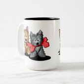 Le Duo de Cairn Terrier, Mug à café à deux tons (Devant gauche)