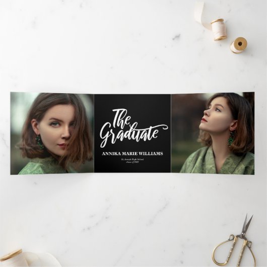 Le Faire-part Tri-Fold Multi Photo Graduate (Intérieur)