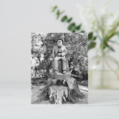 Le gardien de la feuille de papier forestier (Debout devant)