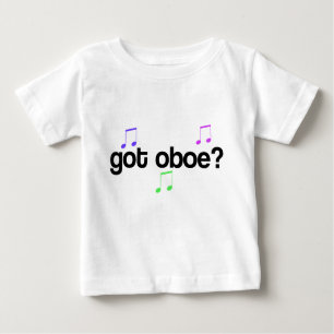 Le hautbois obtenu badine le T-shirt de musique