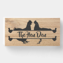 Le Hen Den Bois Regarder Le Poulet Coop