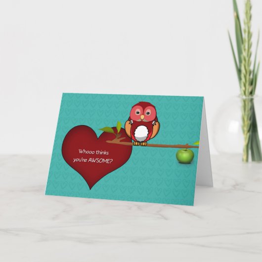 Le hibou mignon de Valentine sur une carte de (Devant)