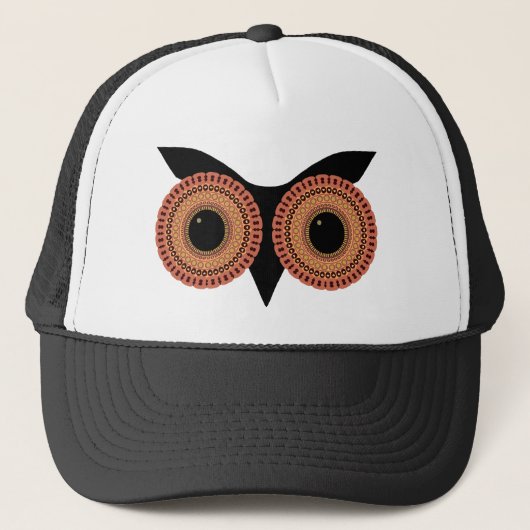 Le hibou observe le casquette (Devant)