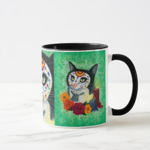 Le jour du chat mort mire la tasse d'art de crâne