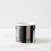 Le lapin blanc va dans la tasse de Paris Expresso (Devant)