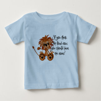Le lion de bébé m'entendent hurler des T-shirts et
