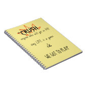 Le livre Play (Côté Droit)