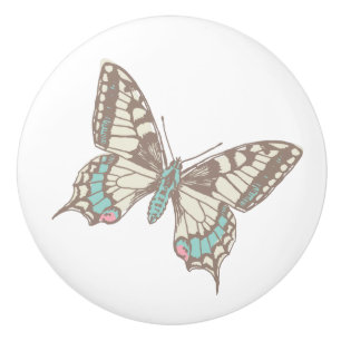 Le machaon de papillon a esquissé la poignée de