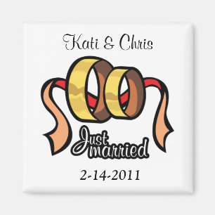 Le magnet de mariage juste marié le personnalise