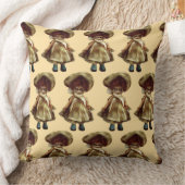 le mal dora la poupée art hanté coussin coussin (Couverture)