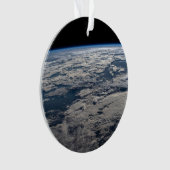 Le membre de la Terre au-dessus d'une Australie oc (devant)