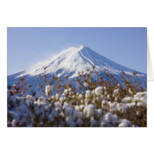 Le mont Fuji recouvert de neige