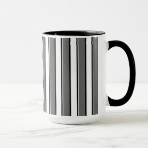 Le noir gris barre la tasse de café
