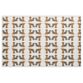Le petit teckel amical poursuit le tissu (Fat Quarter)