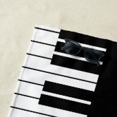 Le piano à queue verrouille la serviette de plage (En situation)