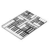 Le piano verrouille le carnet (Côté gauche)