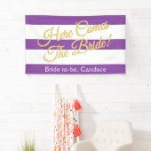 Le pourpre, vient ici la jeune mariée, bannière de (En situation)