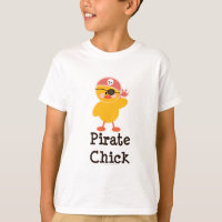 Le poussin de pirate badine le T-shirt