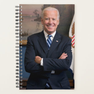Le président américain Joe Biden en tant que sénat